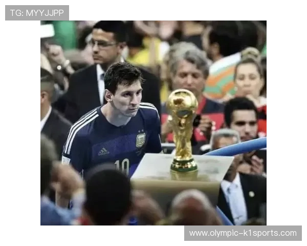 老一辈足球迷心中的传奇球星回顾与记忆重温